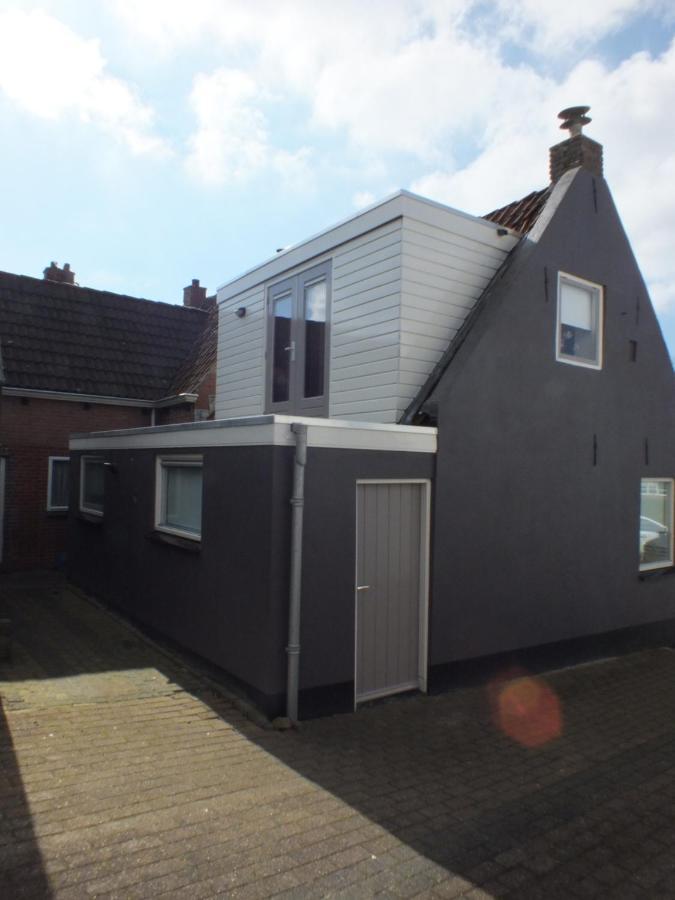 Stijlvol & Lief Onthaast-Huisje Met Piano, Tv En Wifi Holwerd Luaran gambar